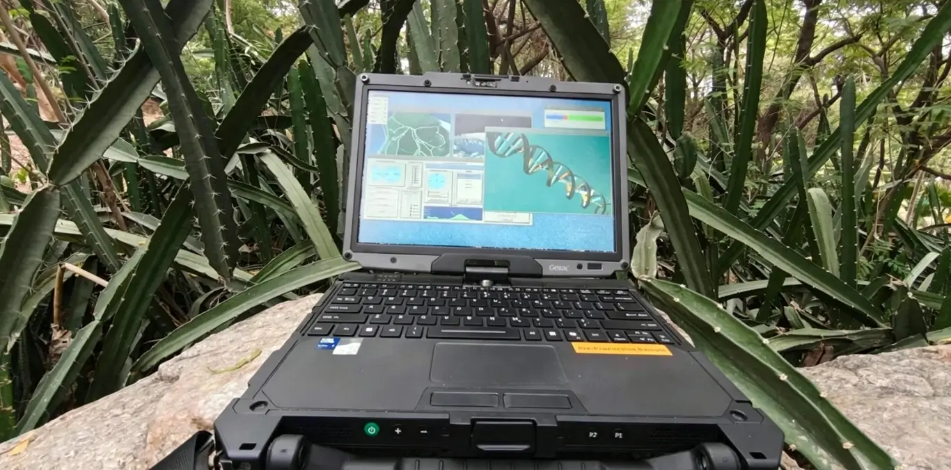 Getac V120